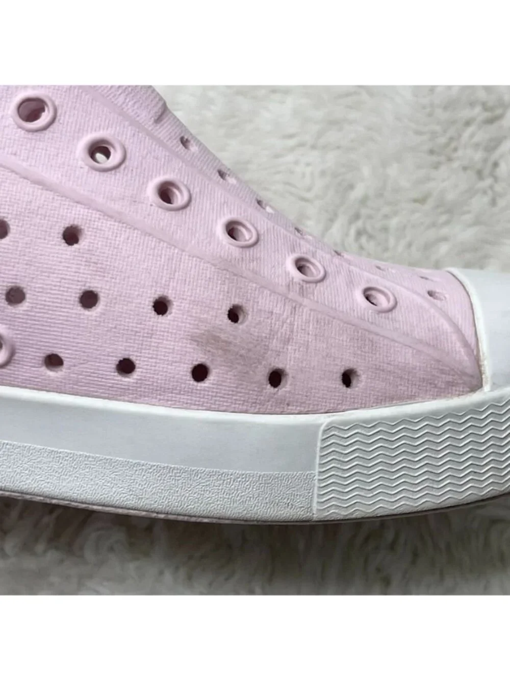 Native Shoes Jefferson Kids Size J3 Pink Slip Washable Sneakers Loafers
